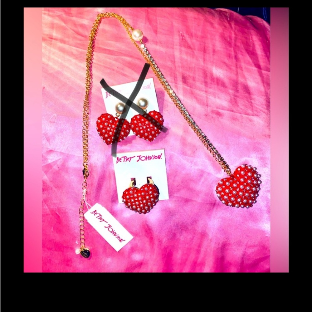 New 2 Piece Betsey Johnson Jewelry